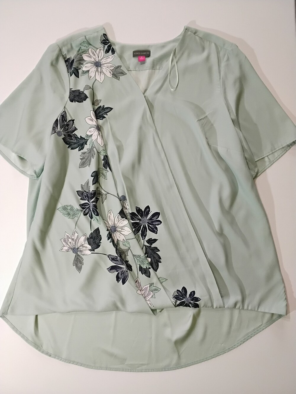 Vince Camuto‎ Wrap Front Blouse Womens 1X Mint Green Floral Rolled High Low Hem